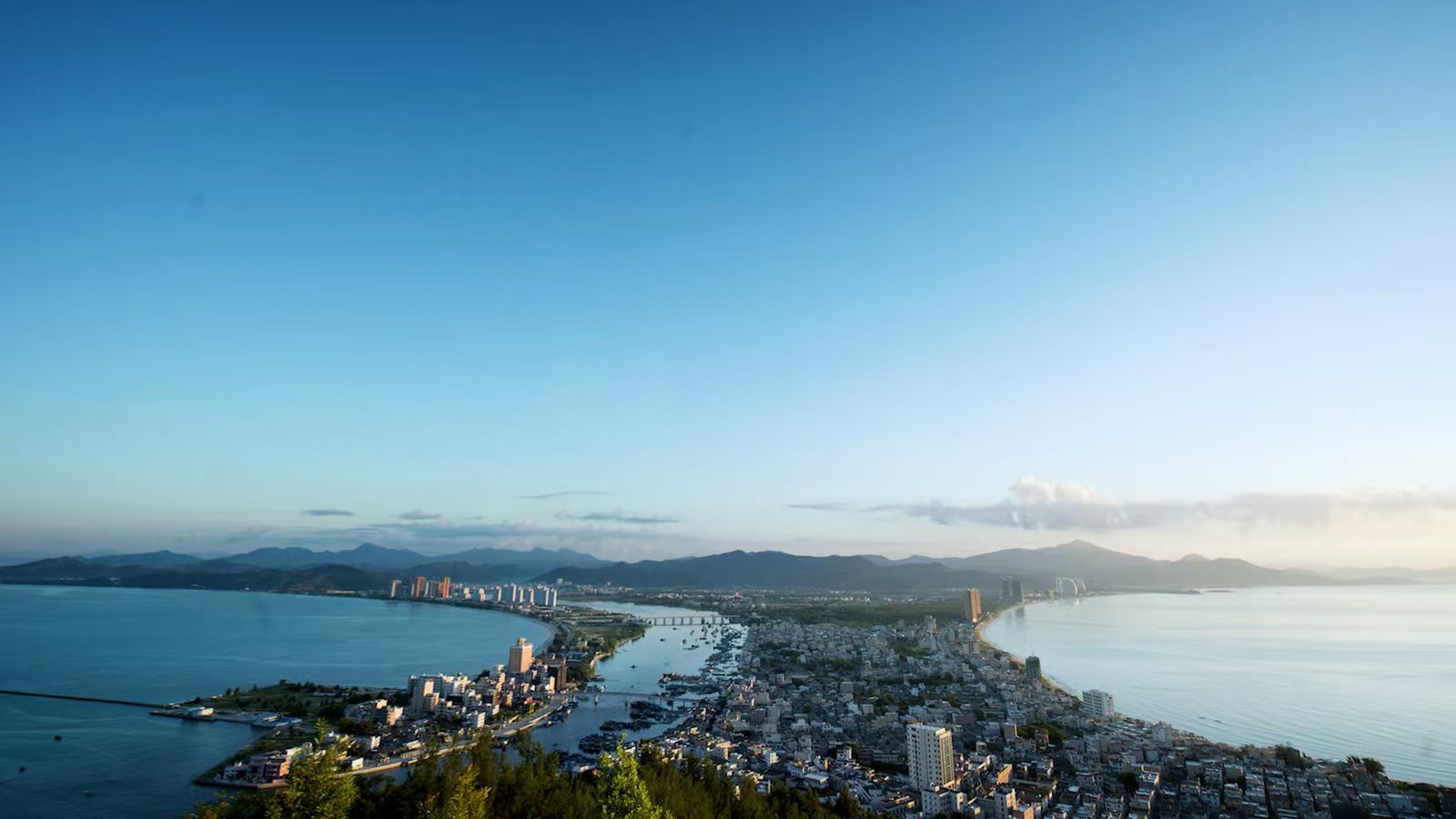 「五一」假期惠東海龜灣景區(qū)實施交通管理