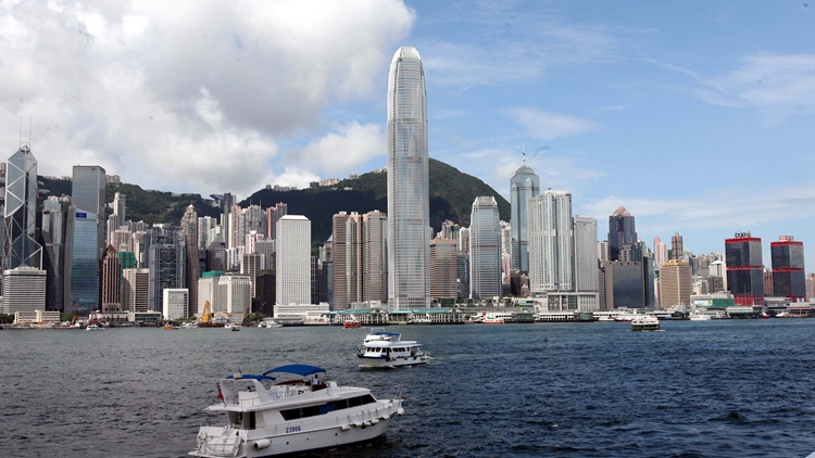 【港商時評】護(hù)國安拼經(jīng)濟(jì) 商界當(dāng)仁不讓