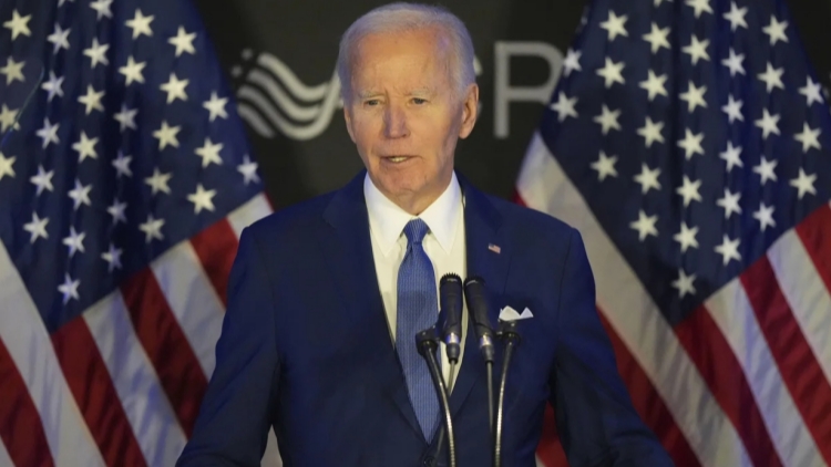 拜登嘲特朗普：我想見300歲還能領(lǐng)社保的人