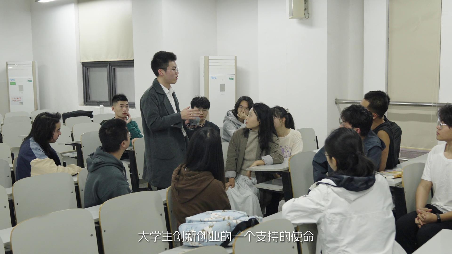 《在長沙 都實現(xiàn)》第二十九集：當(dāng)DeepSeek遇上「帶娃神器」……