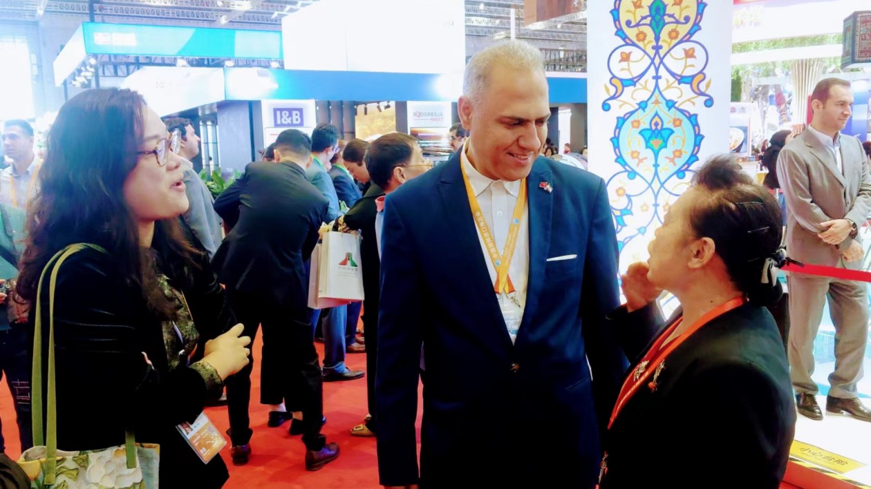 倒計(jì)時(shí)200天：超百展商連續(xù)8屆參展進(jìn)博盛會(huì)