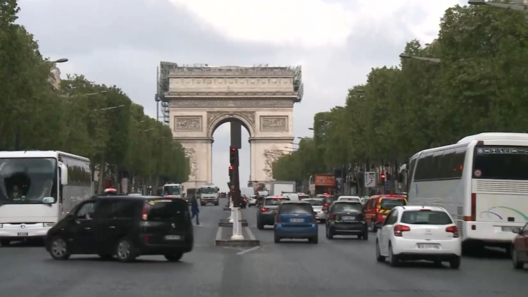 法國工會(huì)呼籲歐洲積極應(yīng)對(duì)美國關(guān)稅政策