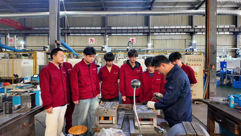 皖屯溪區(qū)：校企合作「靶向培養(yǎng)」  人才「定製」無縫對(duì)接