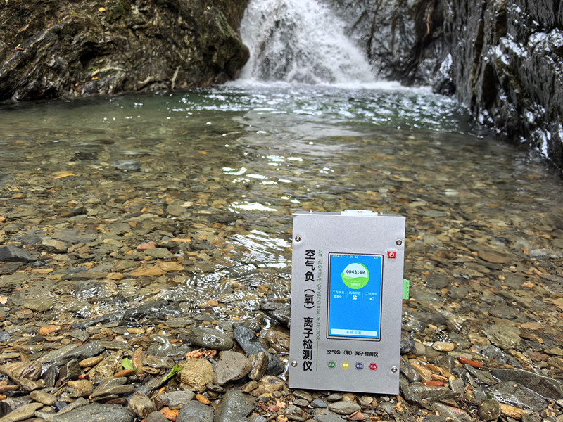 每立方厘米40000個(gè)負(fù)氧離子皖黟縣美溪生態(tài)秘境綻新顏