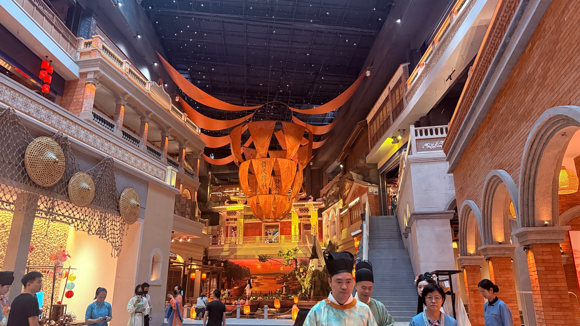 沉浸式文化體驗(yàn) 全球首個(gè)閩南幻境主題景區(qū)項(xiàng)目 「五一 」廈門啓幕