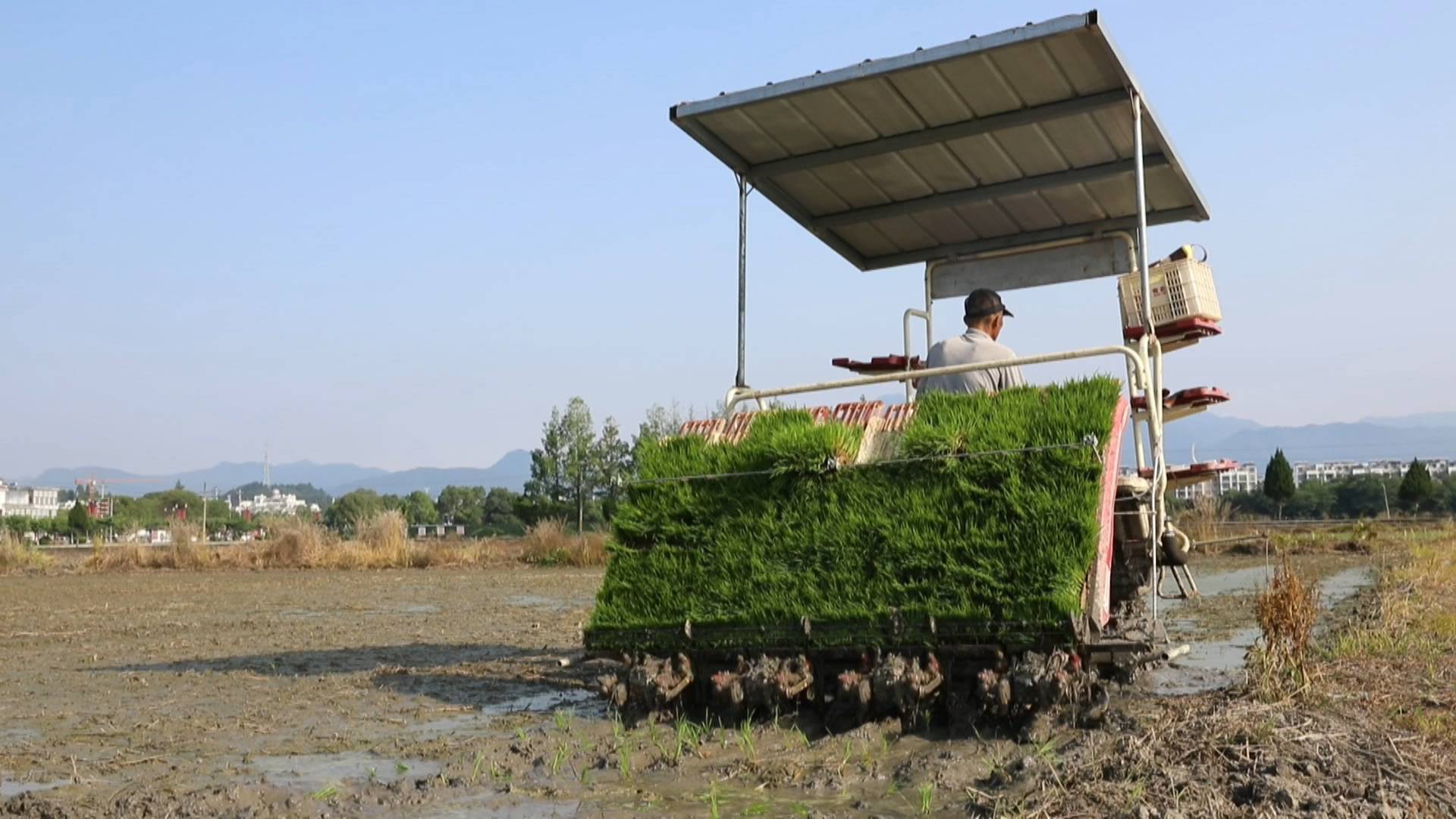皖黟縣：機械化賦能春耕生產(chǎn) 助推糧食穩(wěn)產(chǎn)增收