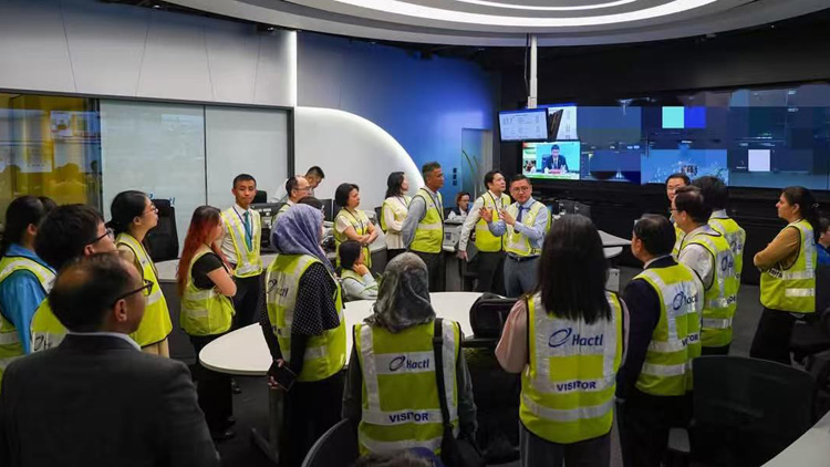 陳美寶晤中國—東盟聯(lián)合合作委員會代表團(tuán) 介紹香港物流優(yōu)勢