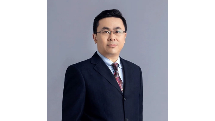 巢乃鵬任深大副校長