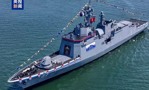 金正恩出席朝鮮海軍新型驅(qū)逐艦下水儀式 