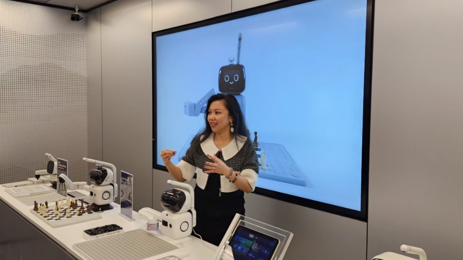 「機(jī)遇香港」主題採(cǎi)訪活動(dòng)到訪科學(xué)園 商湯：香港是全球科創(chuàng)學(xué)術(shù)研究及應(yīng)用落地沃土