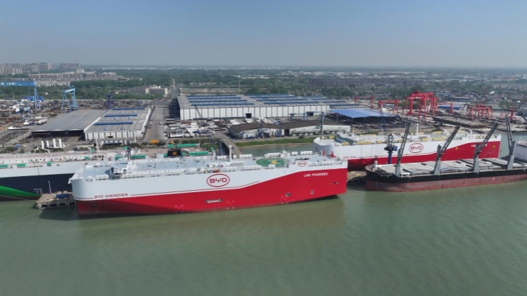 全球最大！比亞迪「深圳號(hào)」啟航 加速中國(guó)「國(guó)車(chē)自運(yùn)」