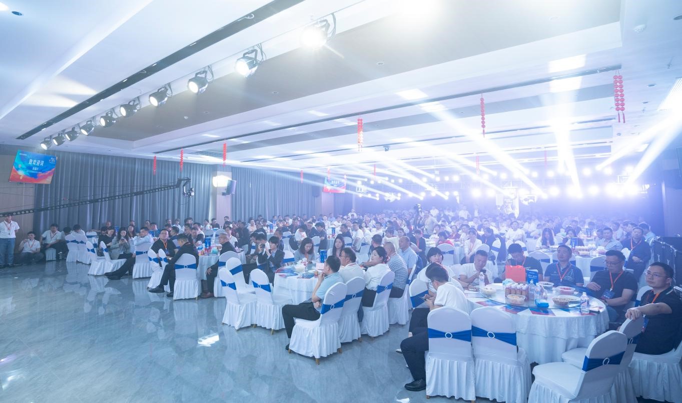 湖南興元科技新品發(fā)布 推動智慧零售行業(yè)生態(tài)升級