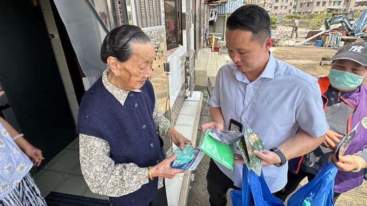 警方打鼓嶺宣傳防罪 籲市民避免墮網(wǎng)購騙案