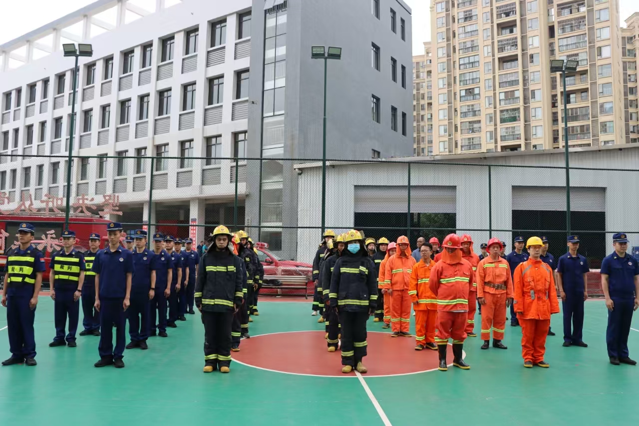 桂梧州長(zhǎng)洲區(qū)：開展基層消防隊(duì)員培訓(xùn)及技能比武競(jìng)賽夯實(shí)基層消防力量建設(shè)