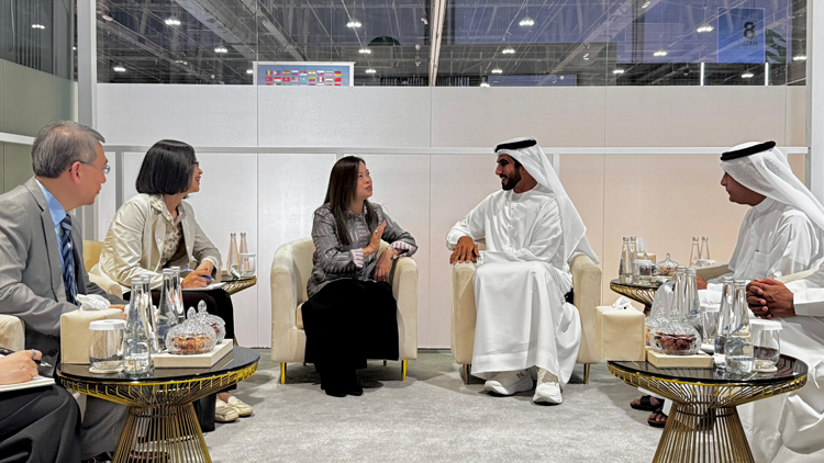 羅淑佩結(jié)束阿聯(lián)酋訪問行程 指表演藝術(shù)方面找到新合作機(jī)會