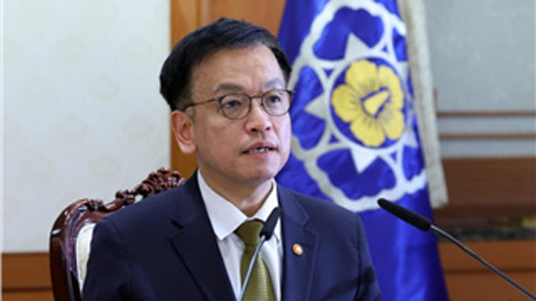 韓國(guó)經(jīng)濟(jì)副總理崔相穆宣布辭職