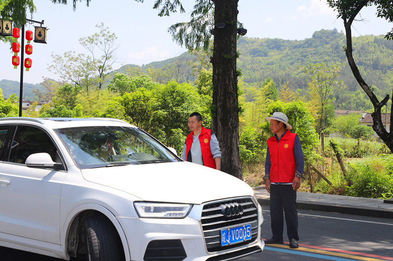 齊雲(yún)山旅遊成「燃點(diǎn)」 皖休寧縣迎來「五一」自駕遊熱潮