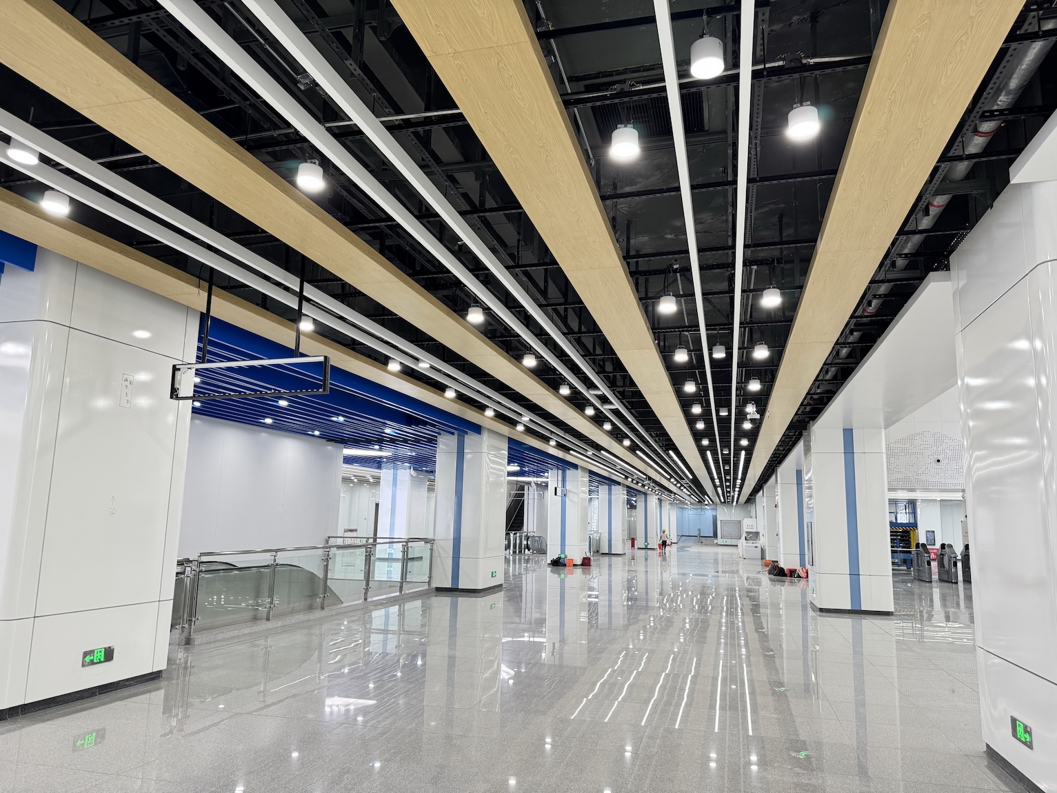 廣州地鐵十號(hào)線年內(nèi)開(kāi)通段全部車站移交運(yùn)營(yíng)調(diào)試