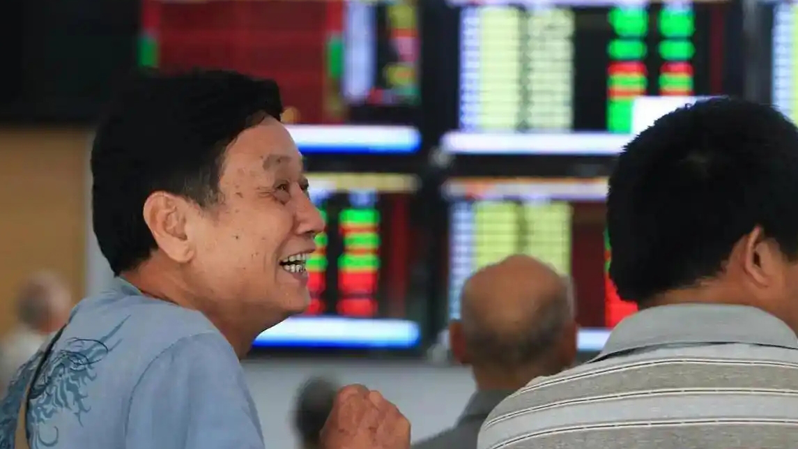 【A股午評(píng)】滬指半日升近1% 兩市逾4800隻個(gè)股上漲