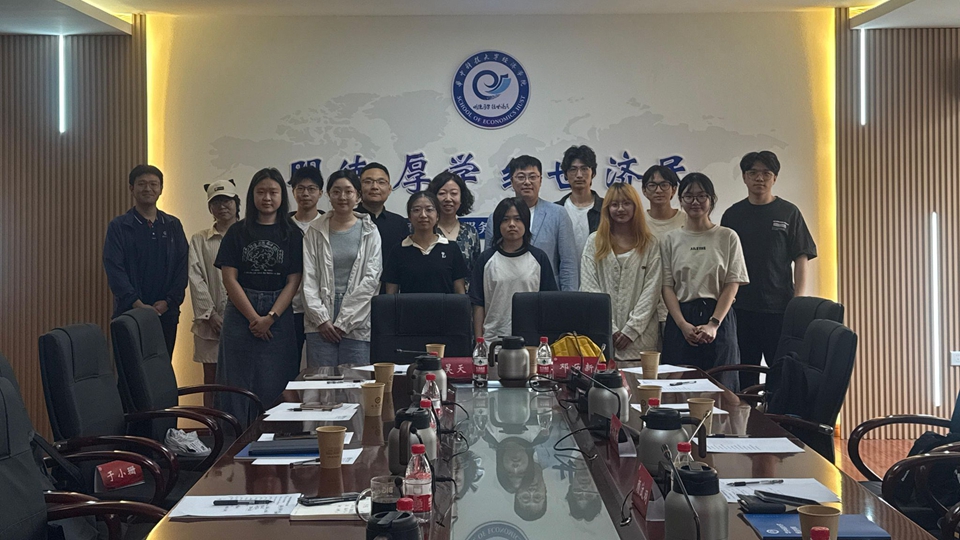 顏汶羽武漢推廣高才通 指內(nèi)地生關注來港工作機會及專業(yè)資格認可