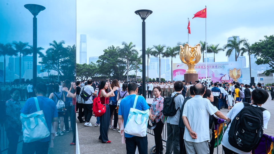 五一黃金周內(nèi)地旅客創(chuàng)疫後新高 林建岳：所有旅客都是珍貴客人 應(yīng)以禮相待