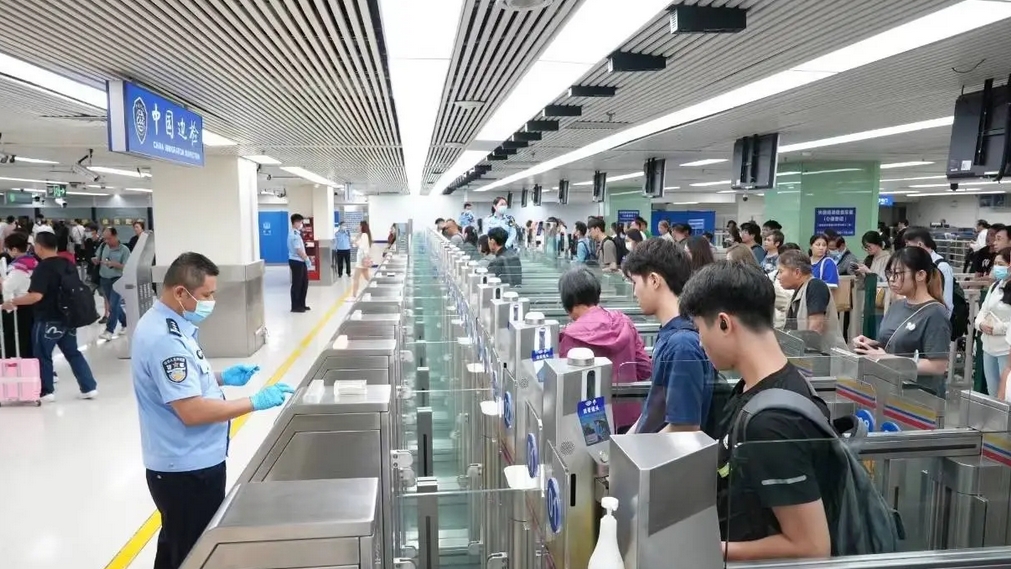 「五一」跨境遊熱潮湧動 深港緊密溝通護(hù)航暢行灣區(qū)