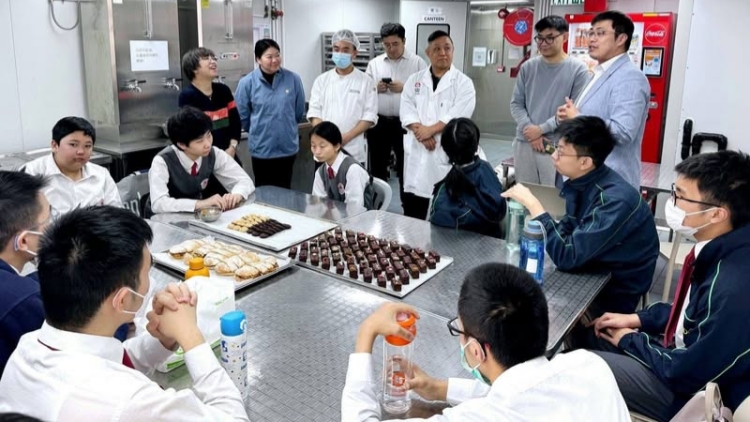 顏汶羽關(guān)注殘疾人士輔助就業(yè)培訓(xùn)服務(wù) 冀社會開發(fā)合適的配對機制和平臺