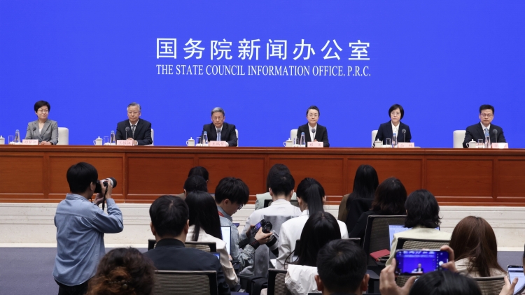 【建評】民營經(jīng)濟(jì)法為民企高質(zhì)量發(fā)展保駕護(hù)航