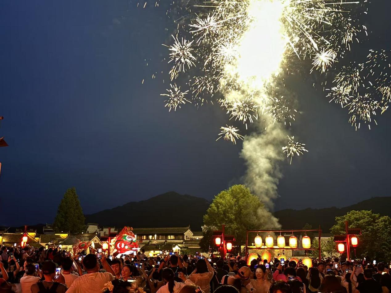 皖徽州區(qū)：好生態(tài)+新業(yè)態(tài)  點亮「夜經(jīng)濟」