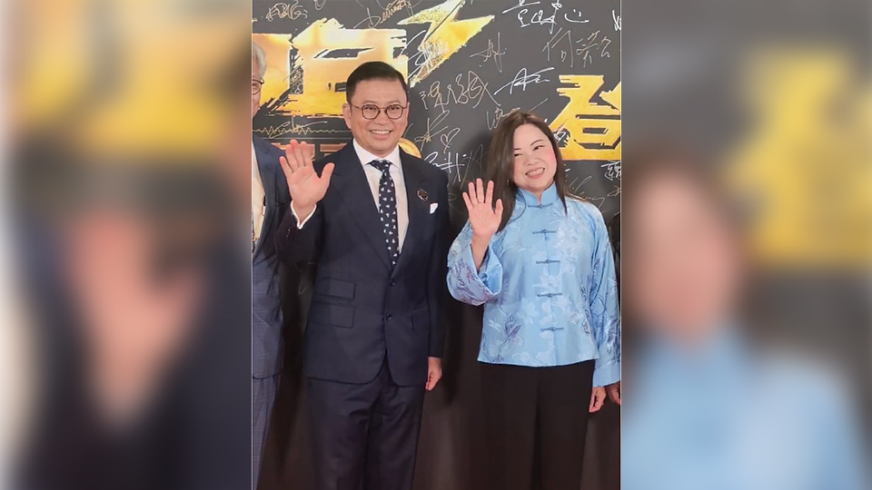 有片｜《中年好聲音3》登峯之戰(zhàn)直擊 羅淑佩許濤主持亮燈儀式