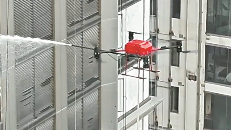 火災(zāi)被困高層？無人機來拯救！