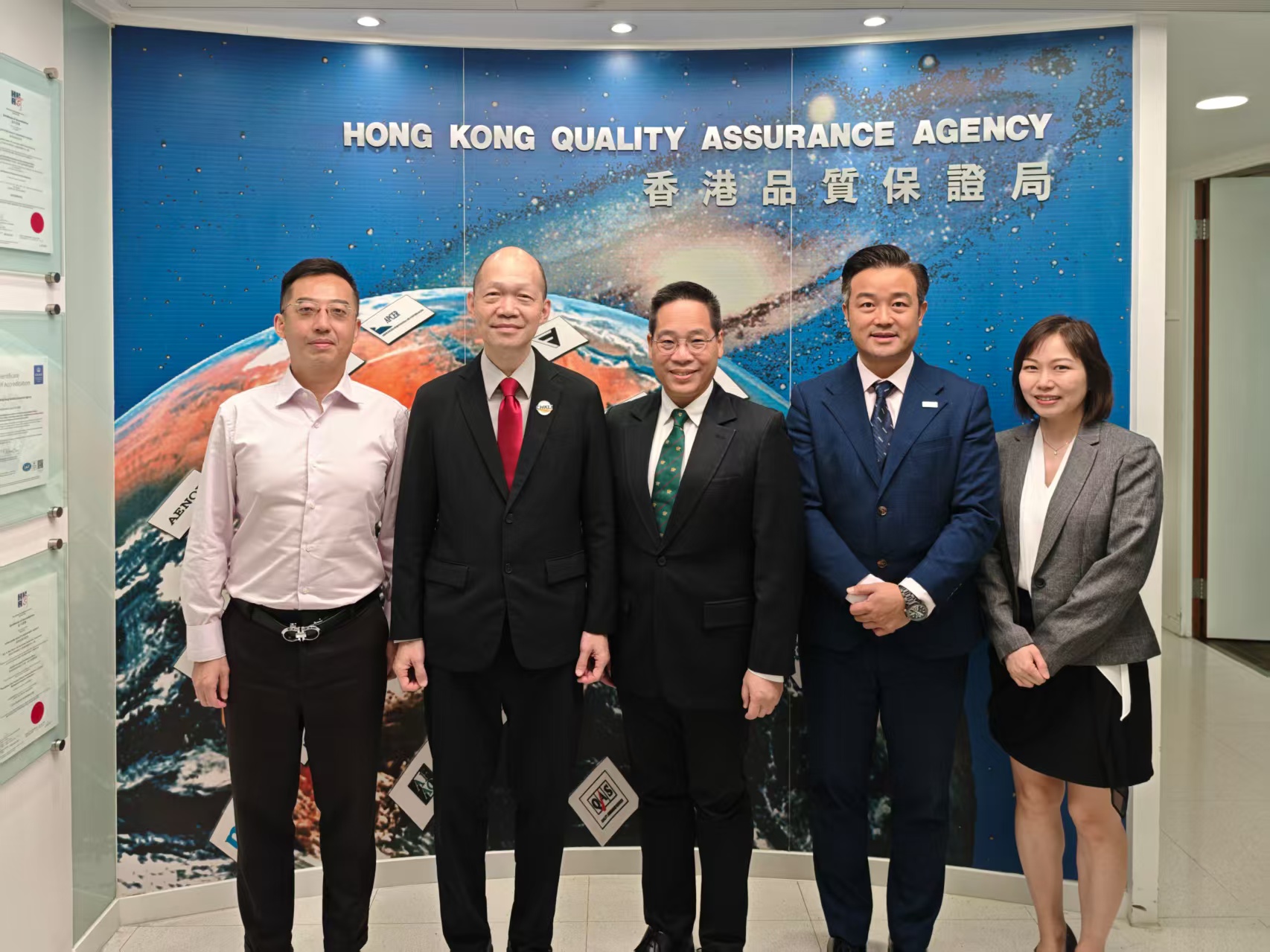 提升人才專業(yè)技能 香港品質(zhì)保證局與香港物流商會簽約