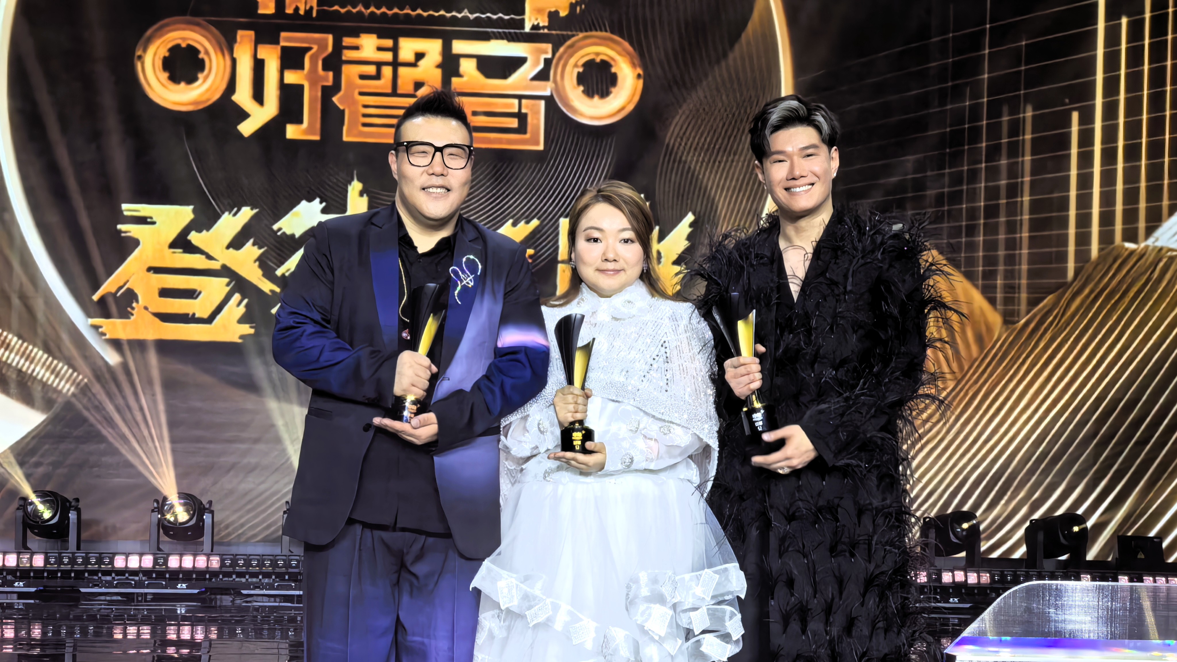 有片丨【娛樂(lè)】《中年好聲音3》三甲 黃博張與辰盼出廣東歌 劉洋先苦練廣東話