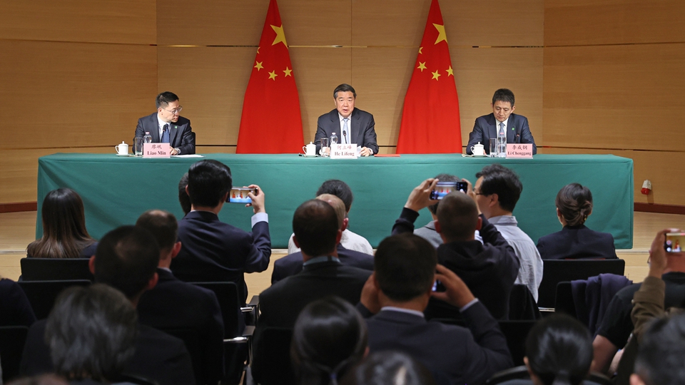 【熱門話題】中美經(jīng)貿(mào)高層會(huì)談取得實(shí)質(zhì)性進(jìn)展達(dá)成重要共識(shí)