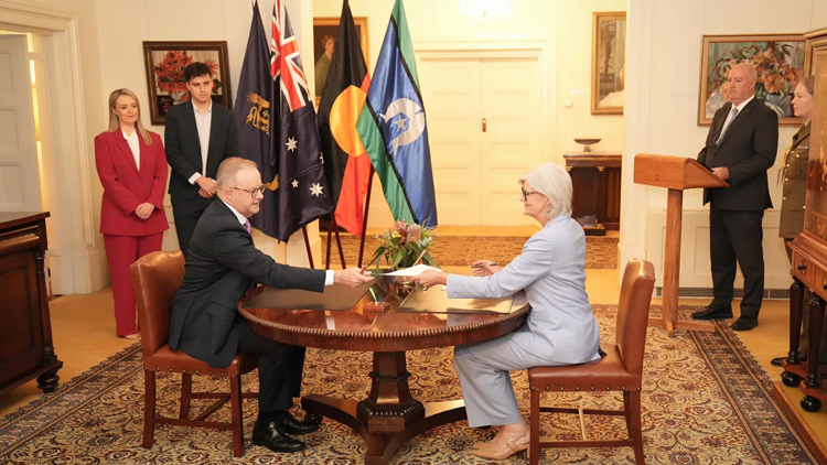 澳大利亞總理阿爾巴尼斯正式宣誓就職 開(kāi)啟新一屆任期