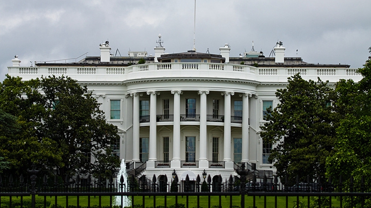 美國(guó)和沙特簽署上千億美元軍售協(xié)議