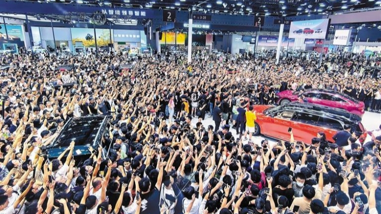2025粵港澳大灣區(qū)車展月底登場 深圳兩大「頂流」強(qiáng)勢包館