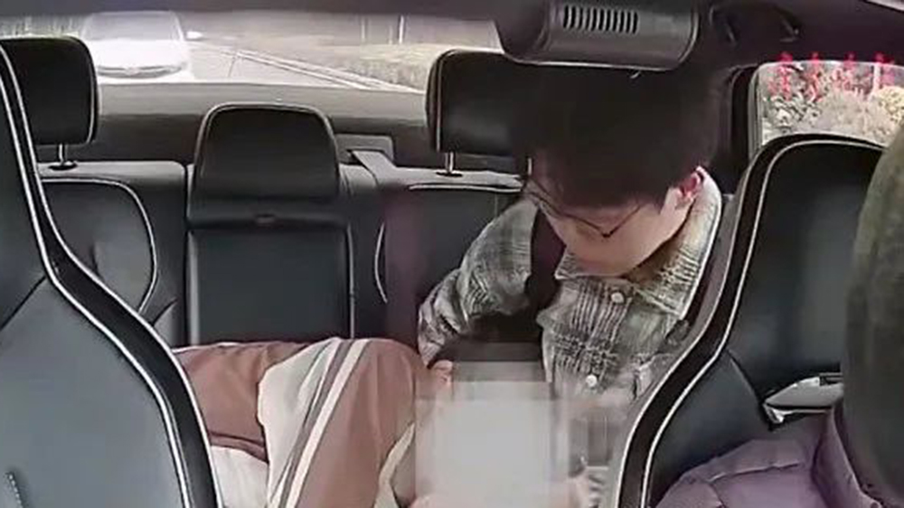 內(nèi)地考生為救心梗同學(xué)錯過考試 官方：啟用副題安排考試