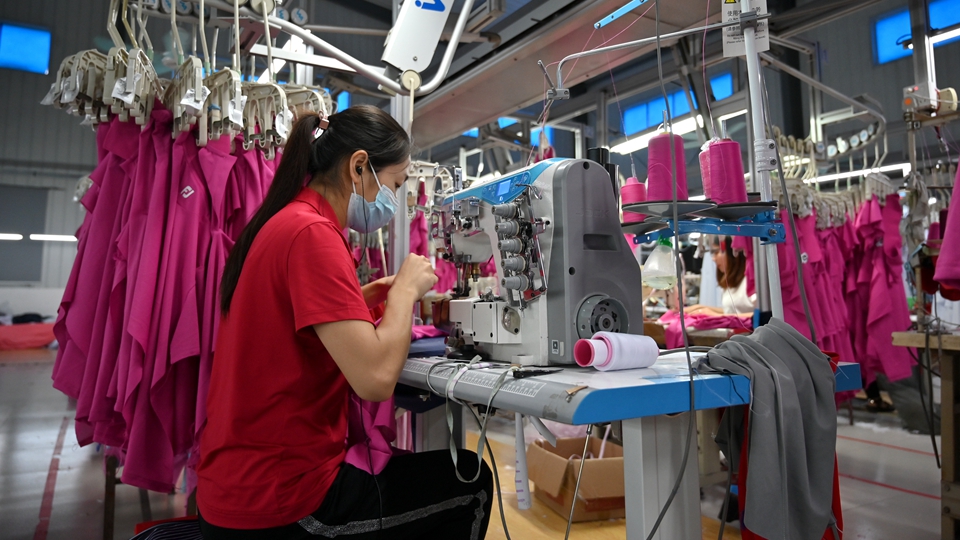 2024年平均工資出爐！城鎮(zhèn)非私營(yíng)單位12.4萬(wàn)元 私營(yíng)單位6.9萬(wàn)元