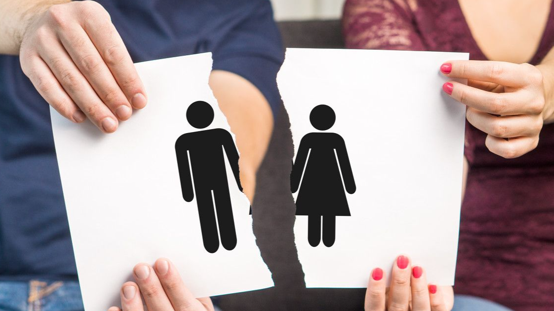 內(nèi)蒙古一對(duì)新人在婚姻登記大廳打架？官方通報(bào)：系博主擺拍