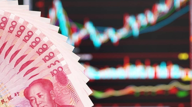 大行料人民幣兌美元將靠穩(wěn) 關(guān)注中美後續(xù)貿(mào)易談判