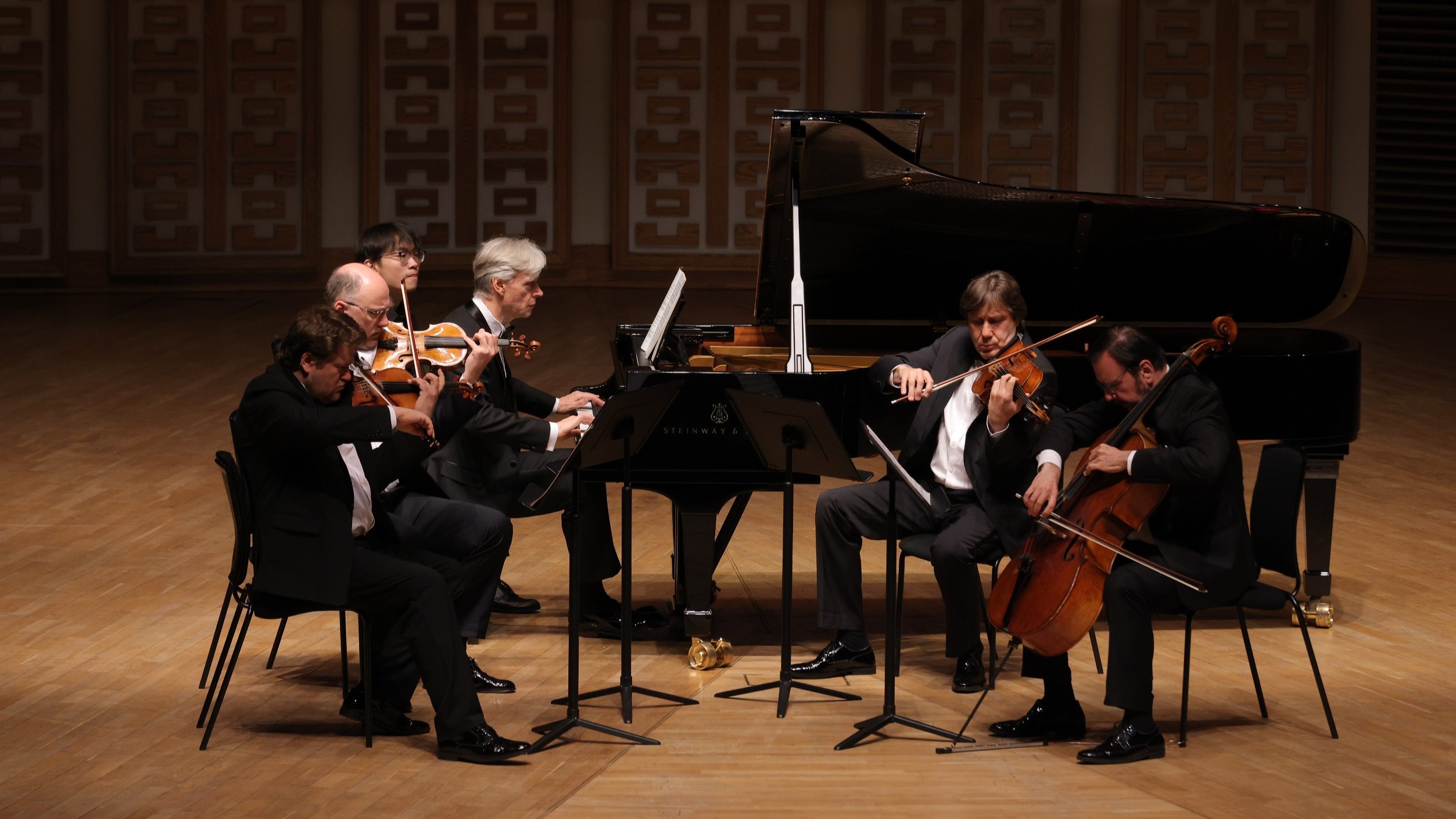 【文藝】香港弦樂(lè)團(tuán)攜手鮑羅丁四重奏  呈獻(xiàn)貝多芬與德伏札克經(jīng)典室樂(lè)