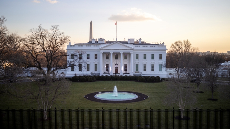 穆迪下調(diào)美國主權(quán)信用評(píng)級(jí) 白宮：特朗普不認(rèn)同