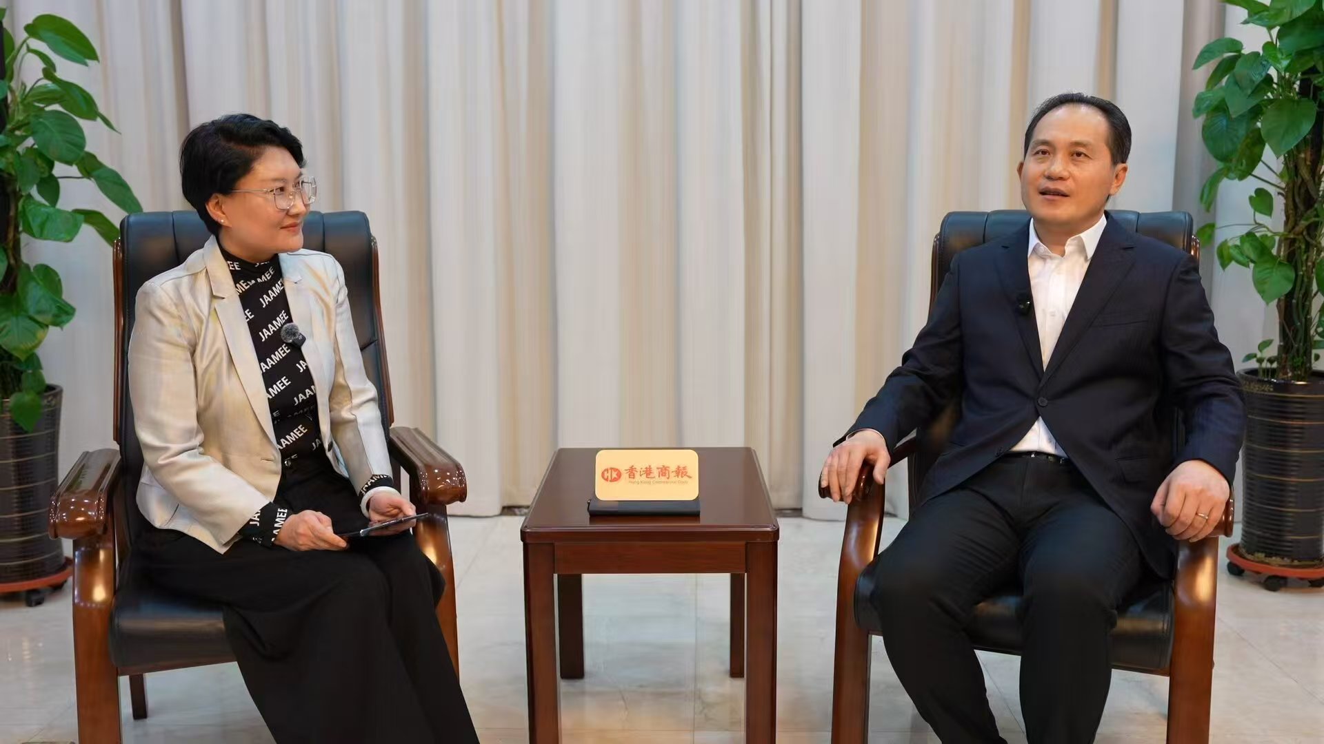 《只緣「參」在此山中》連續(xù)報(bào)道丨通化：野山參故鄉(xiāng)的「參」業(yè)新路——香港商報(bào)記者「尋參之旅」紀(jì)行（一）