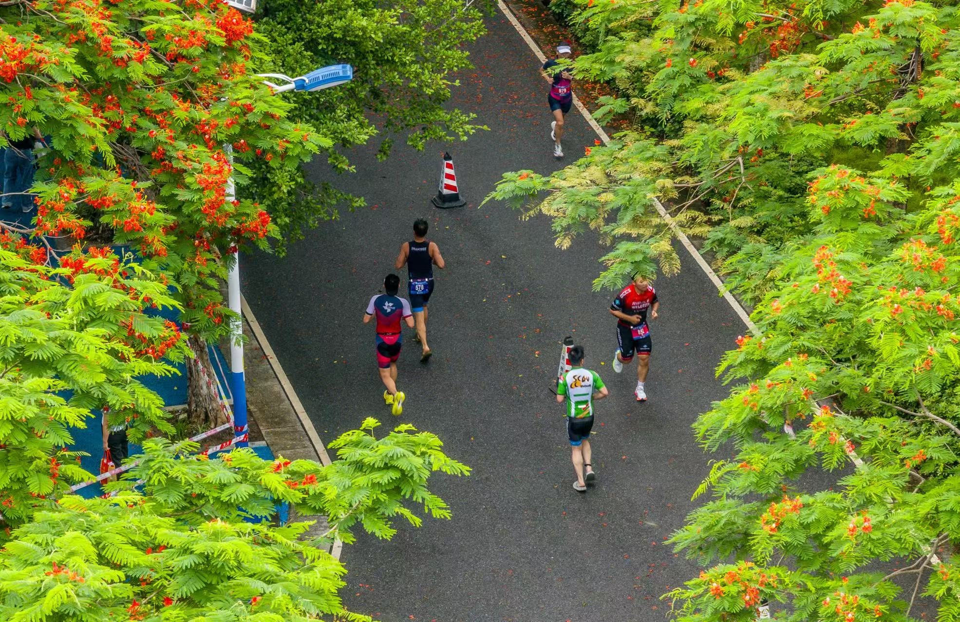 2025年廣東萬(wàn)里碧道鐵人三項(xiàng)系列賽首站舉行