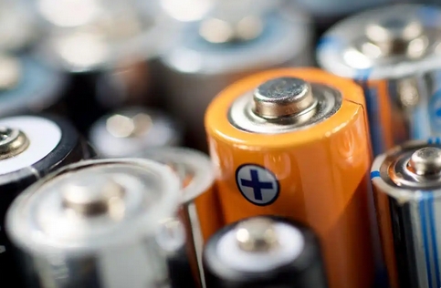 美國(guó)準(zhǔn)備對(duì)中國(guó)電池材料下手