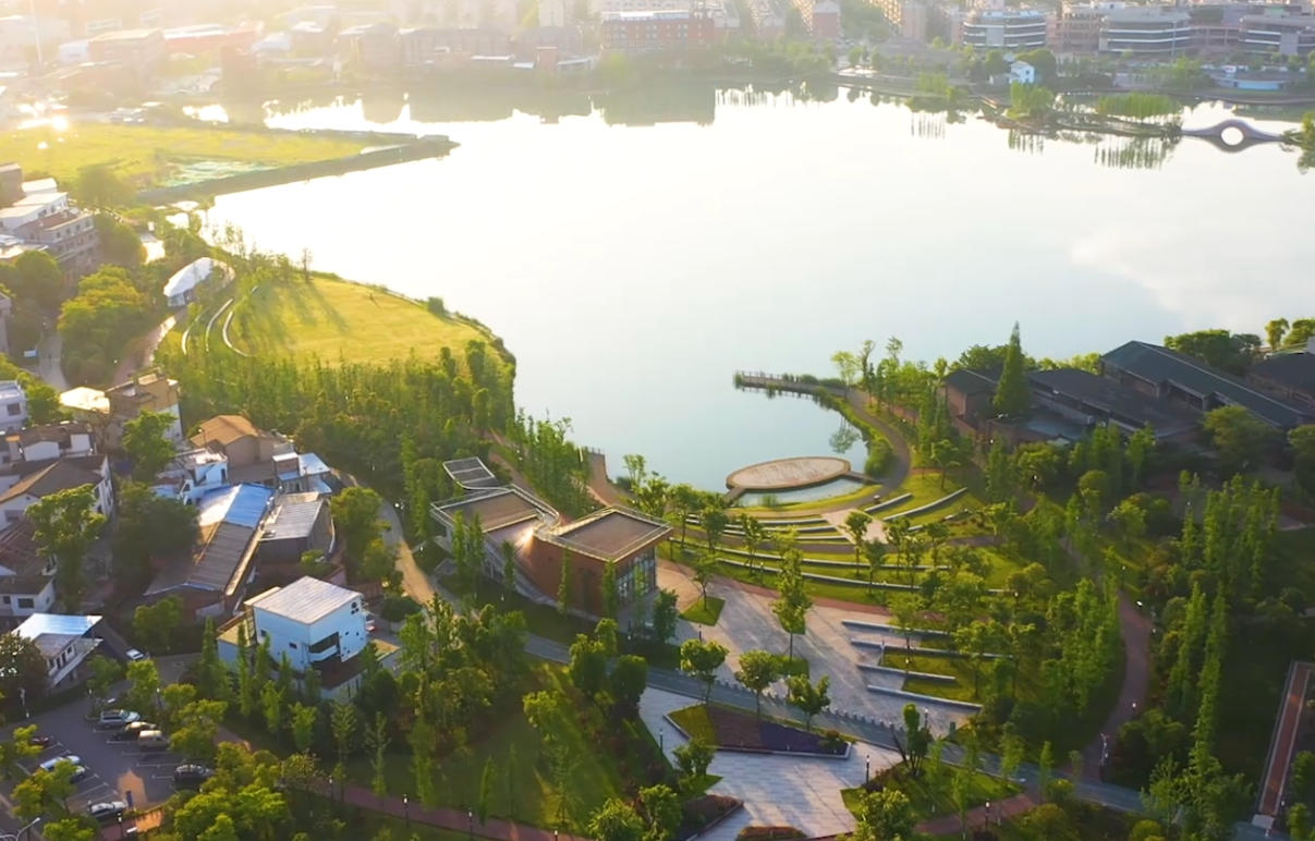 看《長沙一分鐘》 感受「無界」後湖的國際範