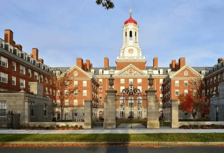 外交部回應(yīng)美政府禁止哈佛大學(xué)招國際學(xué)生：反對將教育合作政治化