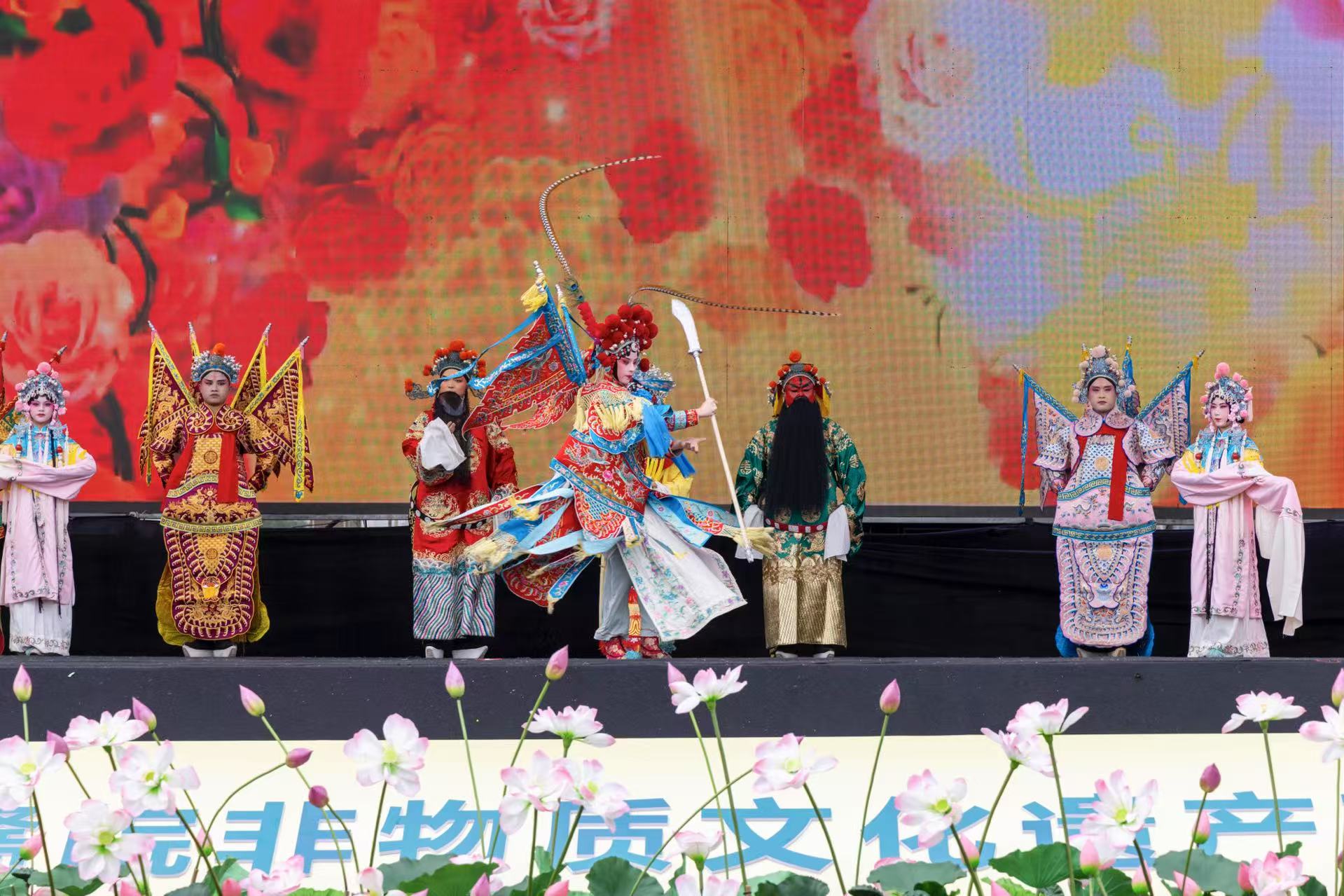 第七屆湘鄂贛皖非物質(zhì)文化遺產(chǎn)聯(lián)展在岳陽舉行