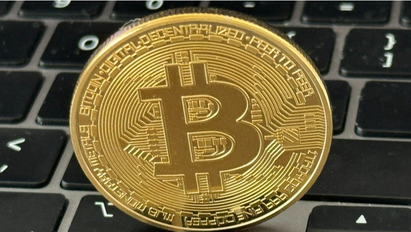 特朗普社媒傳發(fā)股債 融資234億買比特幣